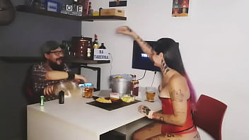 Entre Quatro Paredes: Dino Sauro Devora A Atriz Pornô Black Amy Em Entrevista Ardente