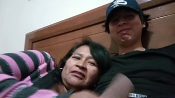 Una Noche Caliente Con Mi Suegra