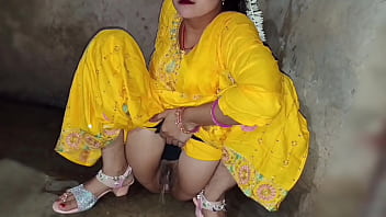 गांव की भाभी की गंदी चुदाई की रसीली आवाज़ें