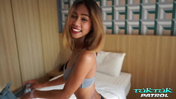 Slim Bangkok Thai Babe Gets Her Tight Pussy Stuffed Full Of Hard Cock