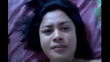Indonesian Hot Mami Gets Fucked By Husband’s Friend Roni