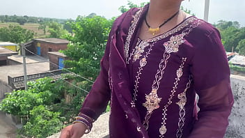 Bhojpuri Bhabhi Ne Apni Rasili Chut Aur Badan Ka Poora Maza Chakhaya, Hindi Mein Garam-garam Baatein