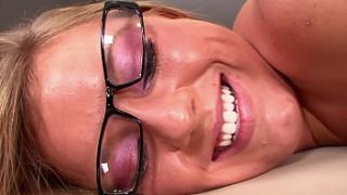 Mature Woman With Full, Plump Pussy Lips