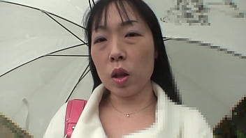 Voluptuous Japanese Milf Takes A Thick, Creamy Load Deep Inside Her Dripping Wet Pussy
