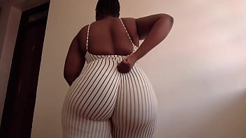 Throbbing Apple Bottom Booty