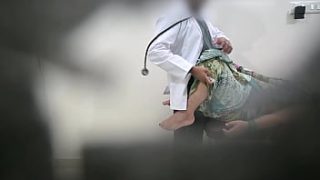 Andhra Doctor’s Forbidden Lust: Patient Seduced In His Clinic For A Wild, Hardcore Session