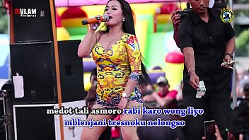 Two Gorgeous Indonesian Singers Twerk And Grind On Stage, Driving A Crowd Of Men Wild With Their Hypnotic Moves