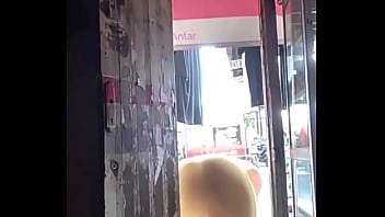 Tak Tahan Lagi Jemur Baju, Malah Diajak Mesum