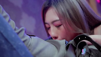 Sultry Vixen Lin Siyu Hungrily Takes Every Inch As She Gets Pounded Into Ecstasy.