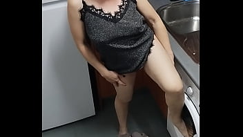 Me Encanta Coger A La Suegra, Tiene Unas Tetas Naturales Deliciosas Y Un Coñito Bien Apretadito Que Me Vuelve Loco