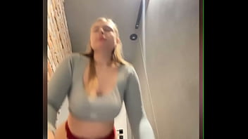 Double Stuffed And Gaping, Her Asshole Takes Two Cocks While She Soaks The Sheets With Her Gushing Climax.