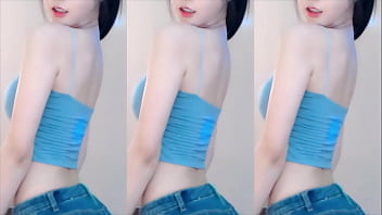 Cô Nàng Trung Hoa Uốn éo Quyến Rũ Khiến Anh Em Căng Cứng Không Kiềm Chế