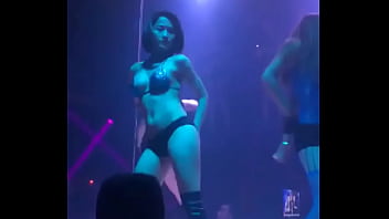 Sultry Saigon Beats: A Night Of Seductive Vietnamese Cafe Vibes