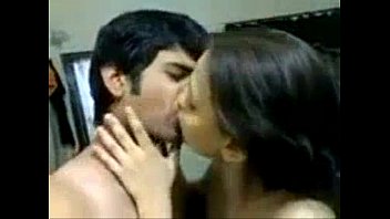 Sonia Bhabhi’s Lustful Lips Lock With Sunny In A Wild, Wet Kiss