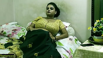 Shy Indian College Stud Fucks His Voluptuous Tamil Bhabhi Raw! Her Moans Echo As Her Saree Comes Off In This Viral Sex Tape