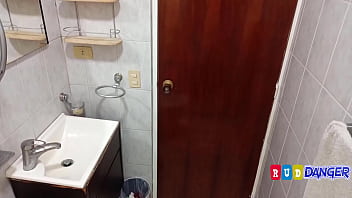 Morra Le Confiesa A Su Tío Que Su Esposa Se La Está Dando Duro Con El Vecino, Y La Infidelidad Se Convierte En Una Orgía Familiar Bien Cogida