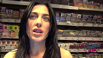 Sabrina, Une Brune En Chaleur Qui A Soif De Sexe Et De Plaisir