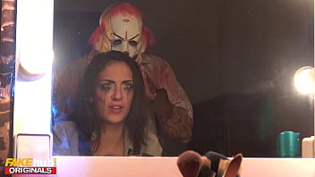 A Real Killer Invades The Starlet’s Dressing Room, Turning A Fake Horror Flick Into A Night Of Screams And Sin