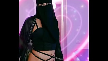 Veiled Desires: The Alluring Mystery Of The Muslim Siren
