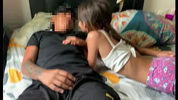 Hermanastra Y Hermanastro Se Entregan A La Lujuria Más Salvaje Mientras La Casa Está Vacía – Relato Completo De Su Encuentro Ardiente