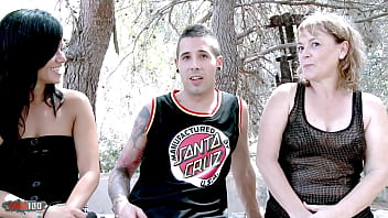 Delia Rosa Y Kevin White: Mamá Anhela Una Polla Ardiente Y Vigorosa