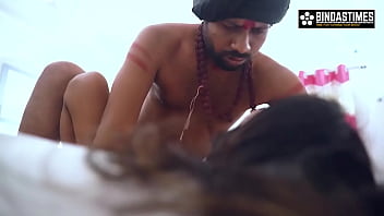 Desi Bhabhi Ko Baba Ne Chod Kar Diya Pregnant, Garam Hindi Audio Ke Saath