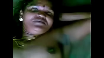 Sultry Tamil Aunty With Curves That Crave Attention