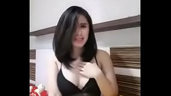 Hot Indonesian Bigo Live Babe Flaunts Her Smooth, Luscious Tits