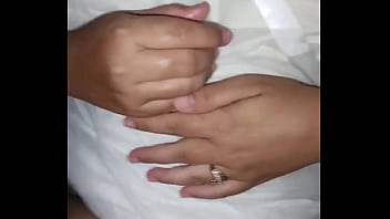 Saat Istri Tetangga Merengek Minta Dikocok Sampai Muncrat