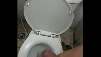 Mút Cặc Sâu Họng Cho Tinh Bắn đầy Miệng
