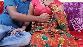 मुंबई की देसी भाभी ने भैया के गैरहाजिरी में देवर को अपने बिस्तर पर ले जाकर चोदा, गर्म बदन का मजा लिया