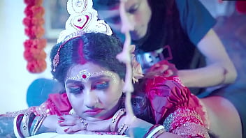 Desi Jodi Ki Garam Suhaag Raat – Kothe Jaisi Hindi Awaaz Mein Bechain Karne Wala Pehla Mulaqat