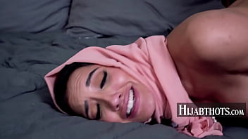 Booty Call With Chloe Amour, The Arab Goddess Ready For A Wild Ride