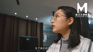 饥渴咨询师狂操巨根人夫，麻豆传媒md-0207完整正片免费在线观看