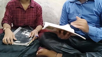 कॉलेज की बदचलन छात्रा को पढ़ाई न करने पर शिक्षक ने जबरदस्त चुदाई देकर सबक सिखाया