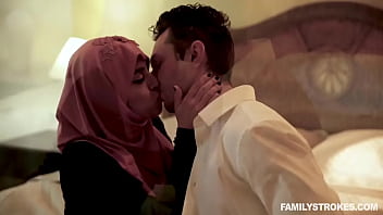 Ella Knox’s Forbidden Desires Unleashed: This Muslim Teen Stepdaughter Uses Her Big Natural Tits And Tight Young Body To Seduce Her Stepdad, Teaching Her Strict Stepmom A Lesson In Pleasure.