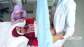 Hijabi Housewife Spreads For The Doctor’s Seed