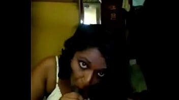 Sultry Indian Bhabhi’s Mouthwatering Deep Throat Pleasure