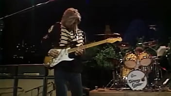 Sizzling Strings: Eric Johnson’s Scorching 1988 Austin Show