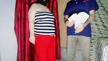 Curvy Muslim Beauty Gets Her Backdoor Pounded By The Office Attendant For A Meter Hookup, Loud Doggy Style Anal Moans In Hindi