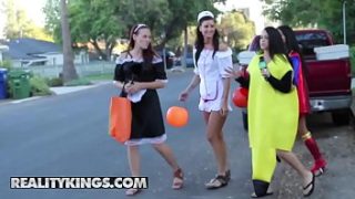 Cash Rules Everything: Savannah Rose And Jmac’s Wild Pursuit On Reality Kings