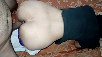 भाभी और मैं रात के अंधेरे में गुप्त रंगरलियाँ मनाते हुए