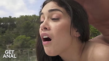 Curvaceous Latina Ginebra Bellucci Takes It Outside For A Wild Backdoor Encounter