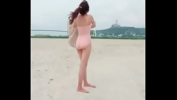 Em Gái Nóng Bỏng Quyến Rũ