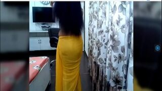 Desi Webcam Temptress Sheds Every Stitch For A Sizzling, Seductive Dance