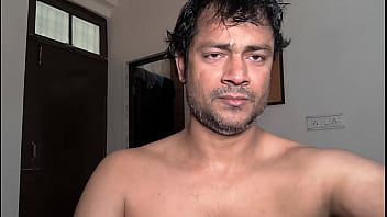 Steamy Desi Lovers’ Bathroom Tryst