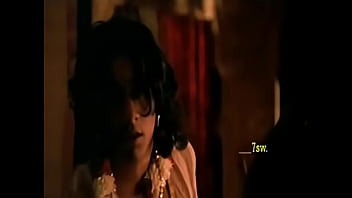Sultry Desi Beauty: A Seductive Encounter