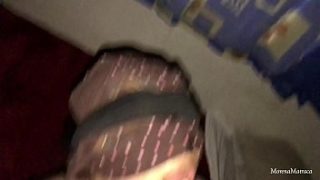 Labios Carnosos Que Envuelven Con Pasión Ardiente