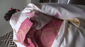 濡れた浴衣を乱れさせて…熟れた女体を貪る濃密な交わり