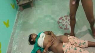 Hardworking Handyman Nails The Busty Landlady In A Steamy Desi Sex Tape
